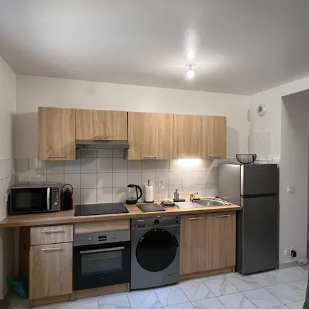 Apartment Appartement Dammarie-Les-Lys